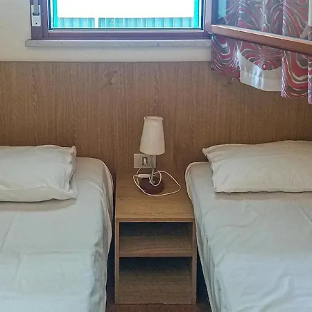 Awesome In With Kitchenette Apartamento